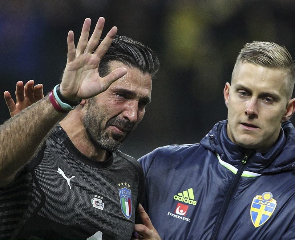 Even the best players suffer heartbreak on the pitch - Bóng Đá