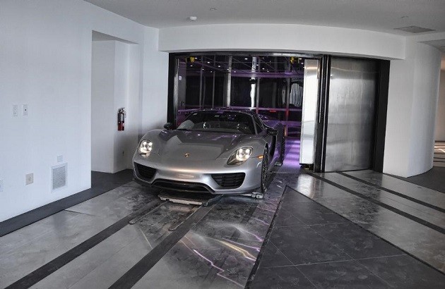 The apartment in Miami where Lionel Messi paid 9 million euros for - Bóng Đá