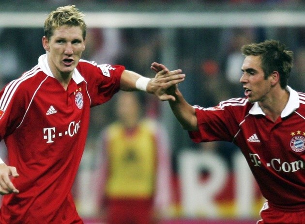 Teammates for more than 10 years  - Bóng Đá