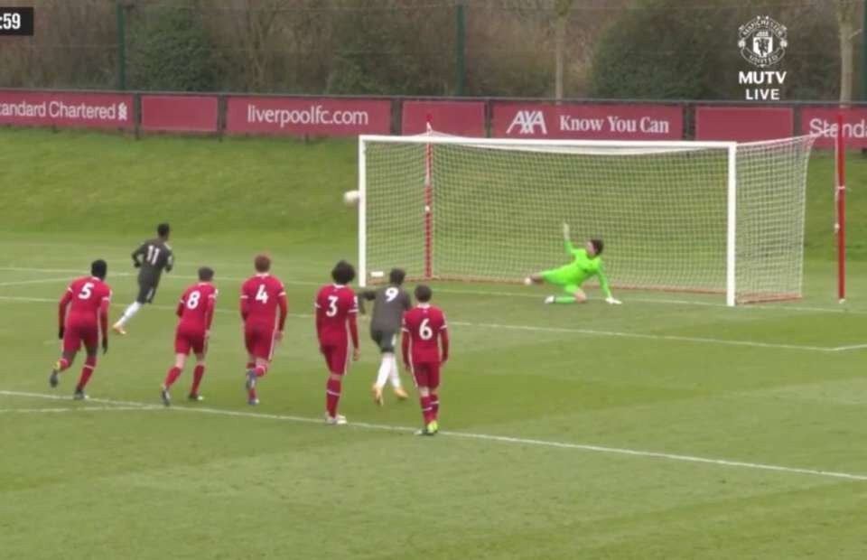 Amad Diallo quẩy nát hàng thủ Liverpool, Man Utd thắng hủy diệt 6 bàn - Bóng Đá