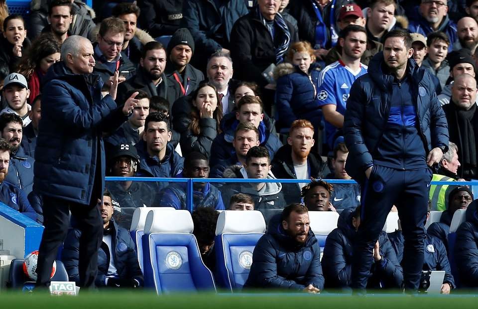 Jose Mourinho didn't shake hands with Frank Lampard after Chelsea 2-1 Spurs - Bóng Đá