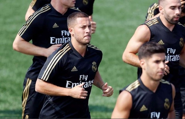 Vinicius khiến Zidane và Perez bất hòa - Bóng Đá