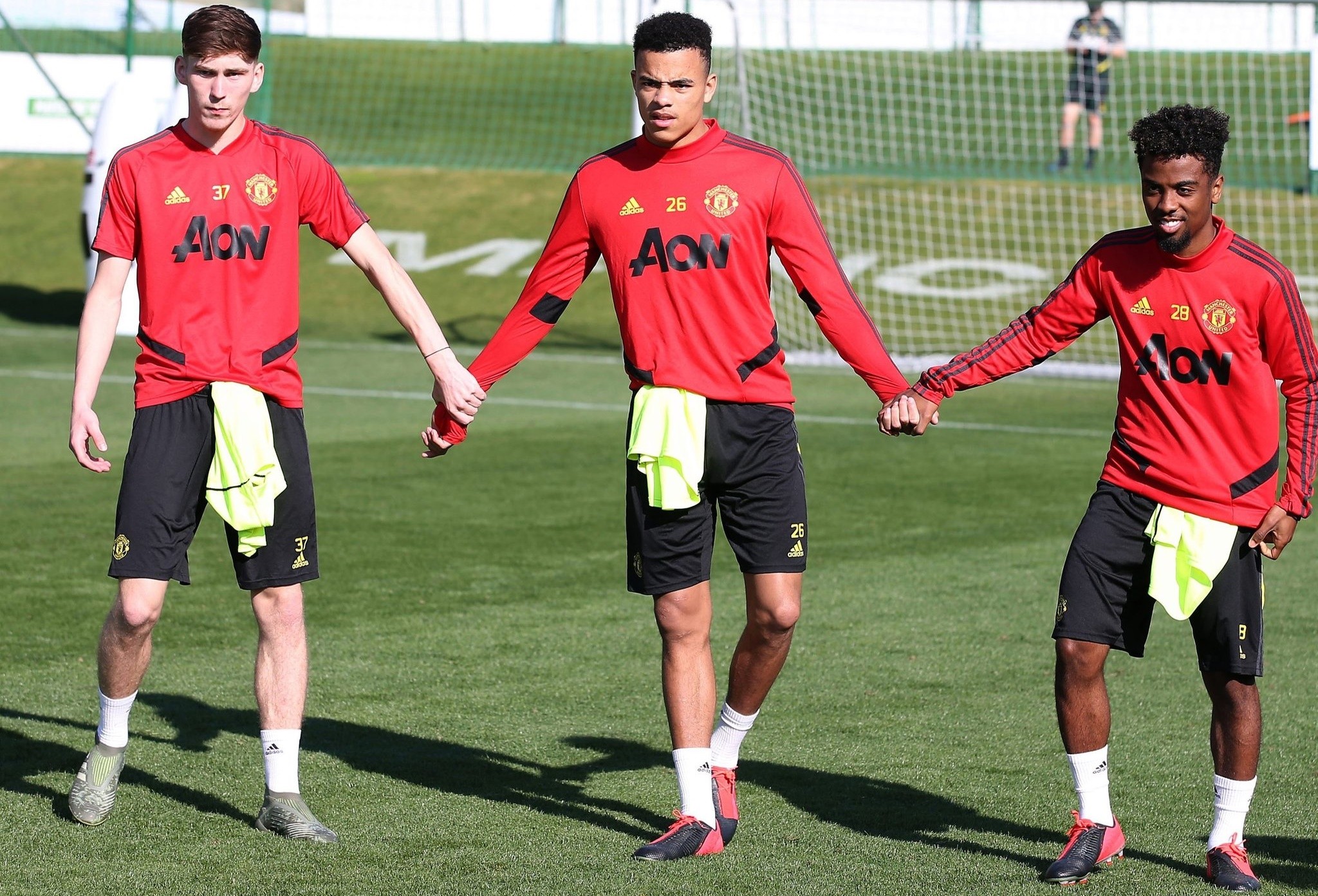 Bạn đã hiểu vì sao thiên thần Gomes rơi vào 'ngục tối' ở Man Utd? - Bóng Đá