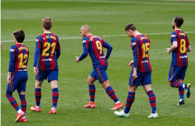 Mathieu: There was no support in the Barcelona dressing room, they are killing Lenglet and I know how it feels - Bóng Đá