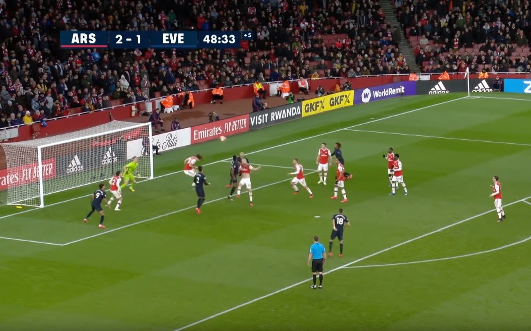 Đáng sợ! Mustafi và Luiz 'nhảy múa' khiến NHM Arsenal khóc thét - Bóng Đá