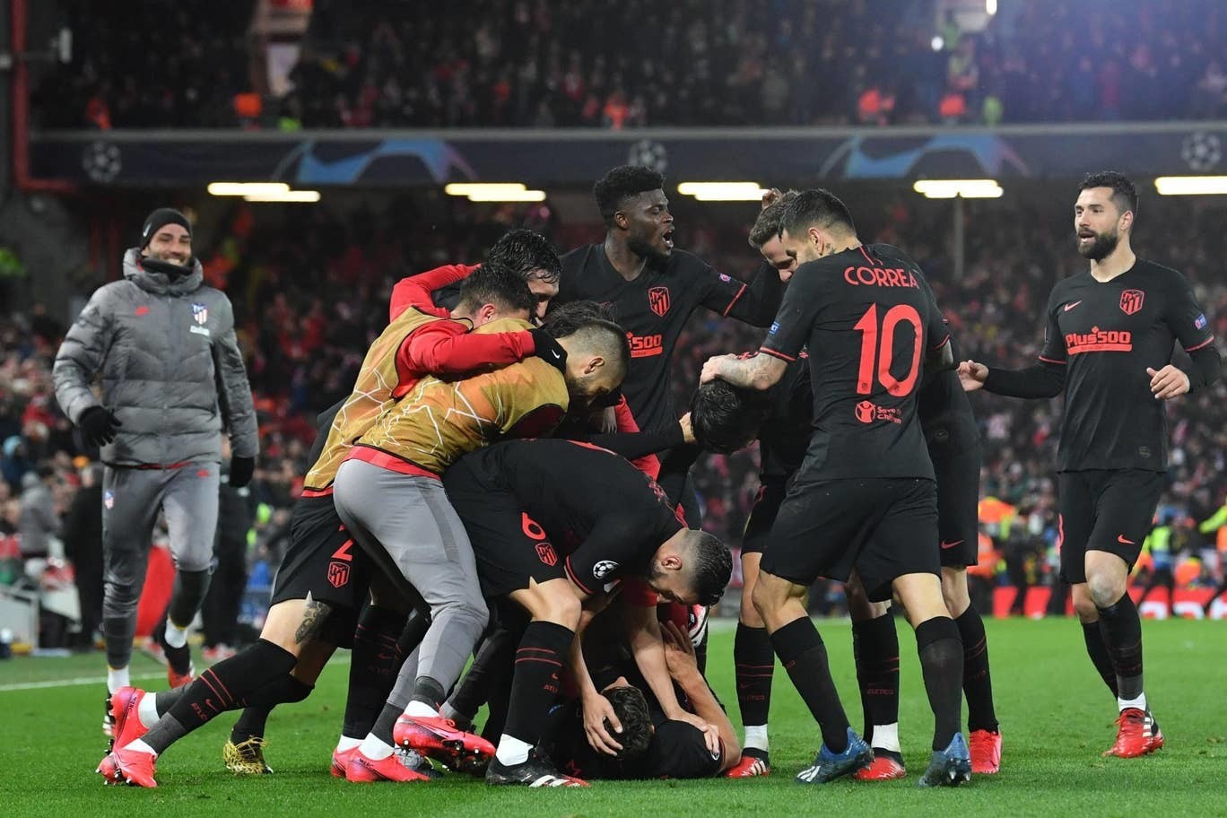 Atletico Madrid plan to stop training for a week - Bóng Đá