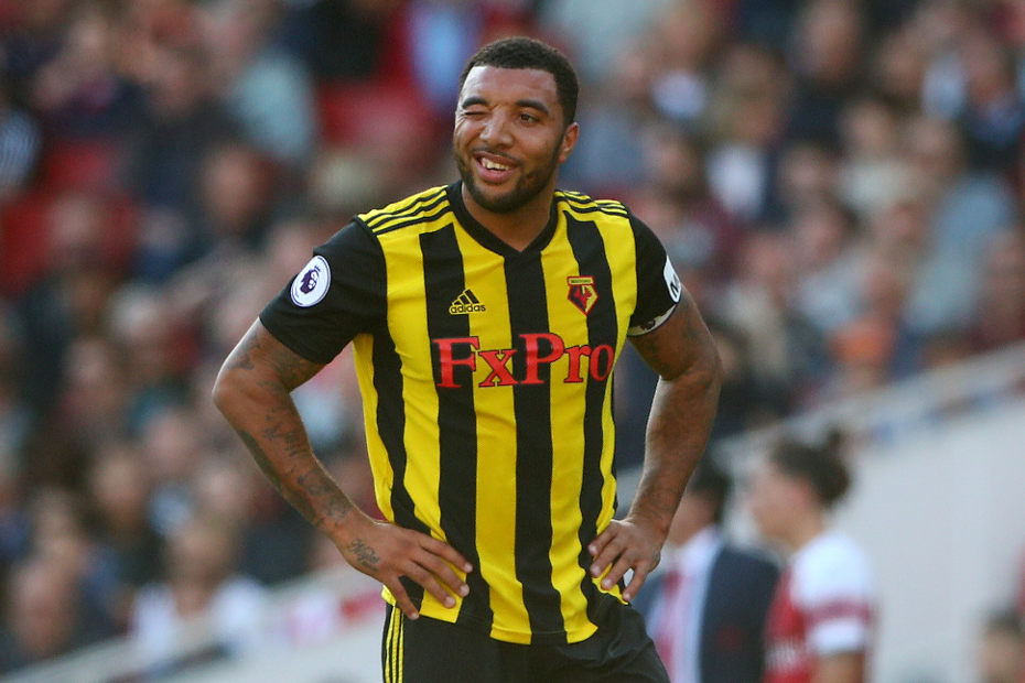 Rất khó để Premier League trở lại vào tháng tới - Bóng Đá