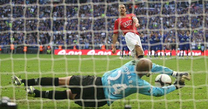Tim Howard: 'I cried real tears' after 2009 FA Cup heroics vs. Man United - Bóng Đá