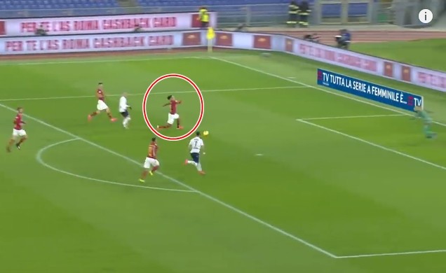 Những sai lầm của Smalling - Bóng Đá