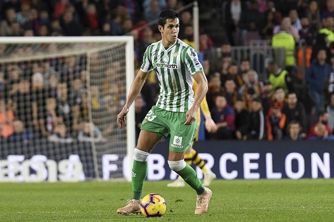 Under the radar centre-backs around Europe – and the Premier League clubs who could sign them - Bóng Đá