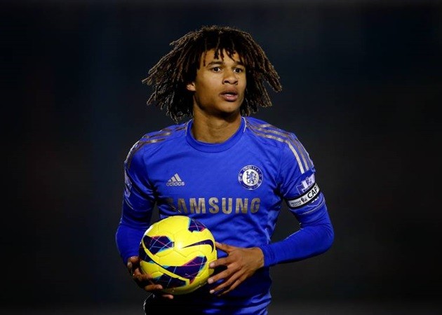 Từ Aguero đến Courtois: 10 sao ít ai nhớ đã từng vô địch Europa League - Bóng Đá