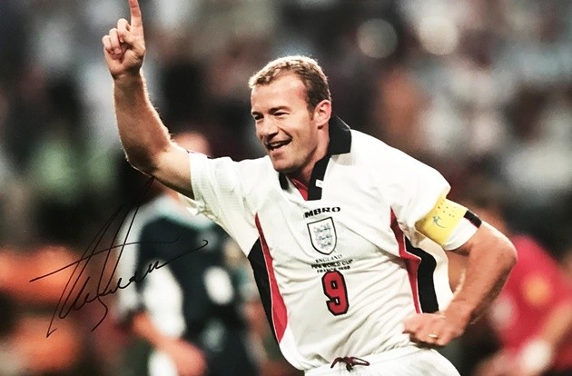 Michael Owen names Alan Shearer in his combined England XI despite 10-year feud - Bóng Đá