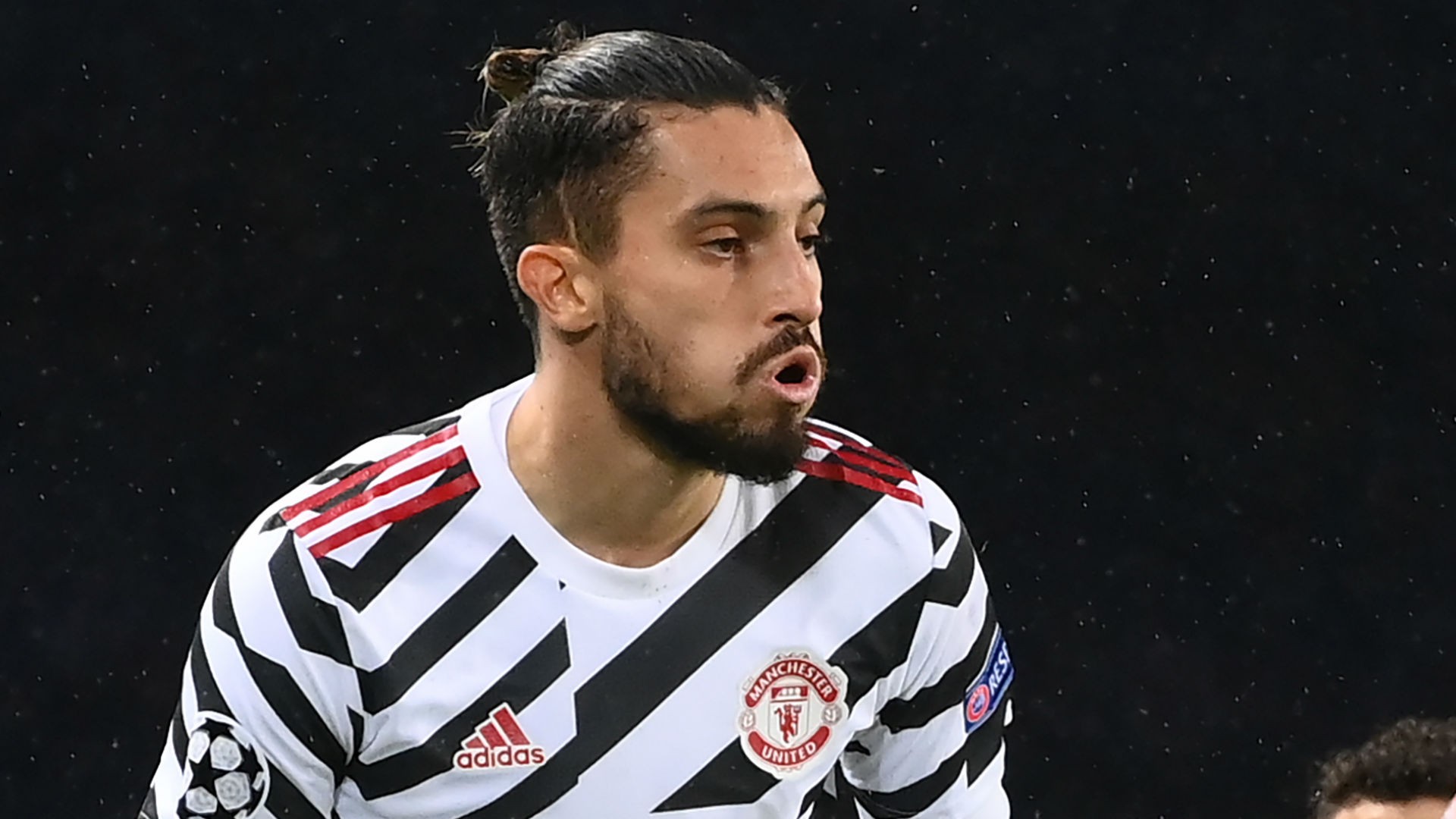 Tân binh M.U hiện diện, Luke Shaw lột xác khủng khiếp thế nào? - Bóng Đá