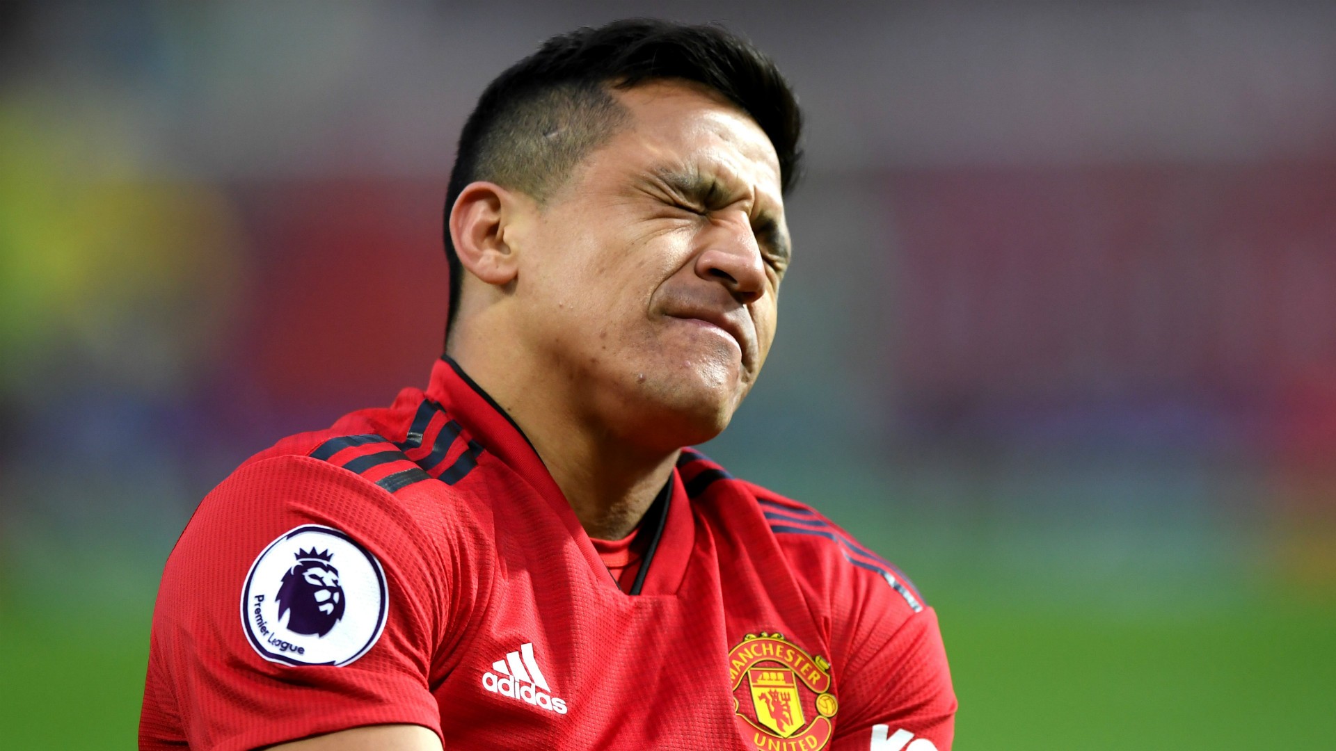 Sanchez wants to retire at univesidad de chile - Bóng Đá
