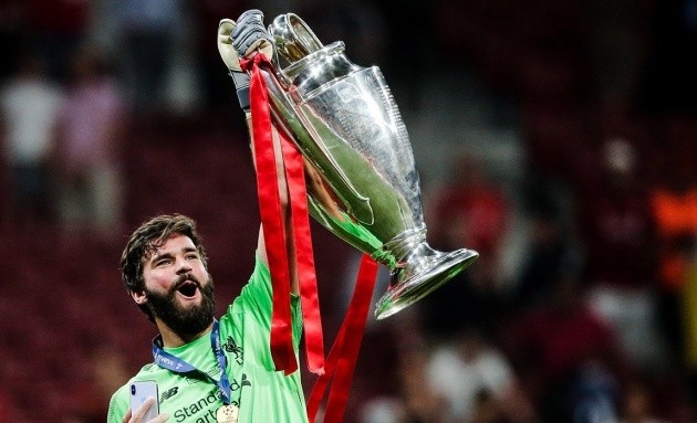 Awful story for Chelsea as it’s revealed their dithering cost them two world class keepers and resulted in Kepa - Bóng Đá