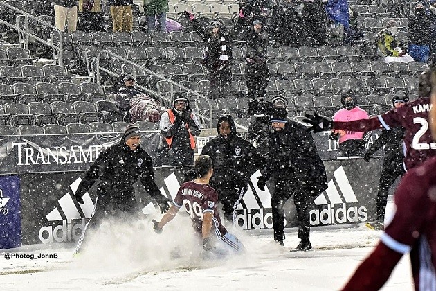A referee’s eyebrows literally froze during the coldest game in MLS history - Bóng Đá