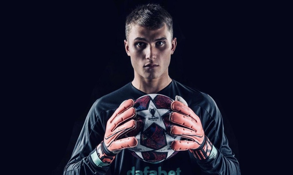 Manchester United 'make approach for Celtic's Vincent Angelini' - Bóng Đá