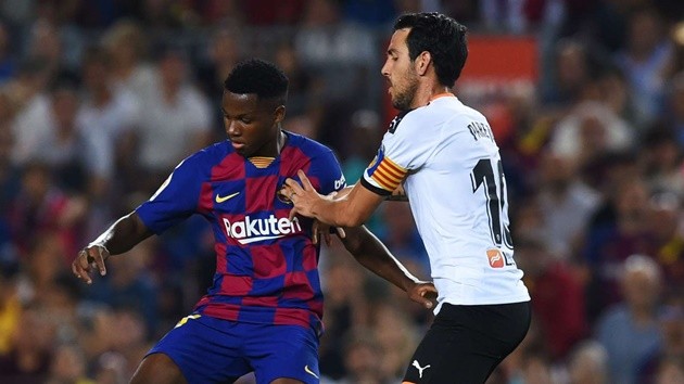 Lenglet yêu cầu Ansu Fati không nên quá tự tin - Bóng Đá