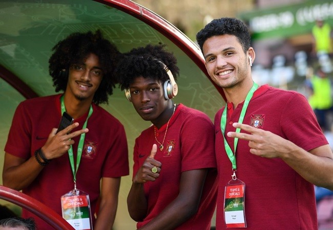 Official: Man City sign Felix Correia - Bóng Đá