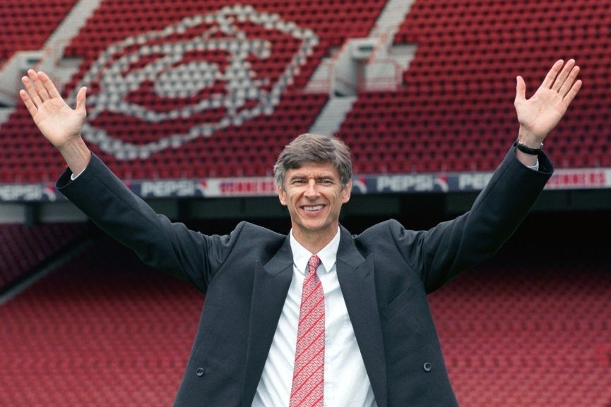 Bí mật đằng sau cuộc đại phẫu của Wenger ở Arsenal - Bóng Đá