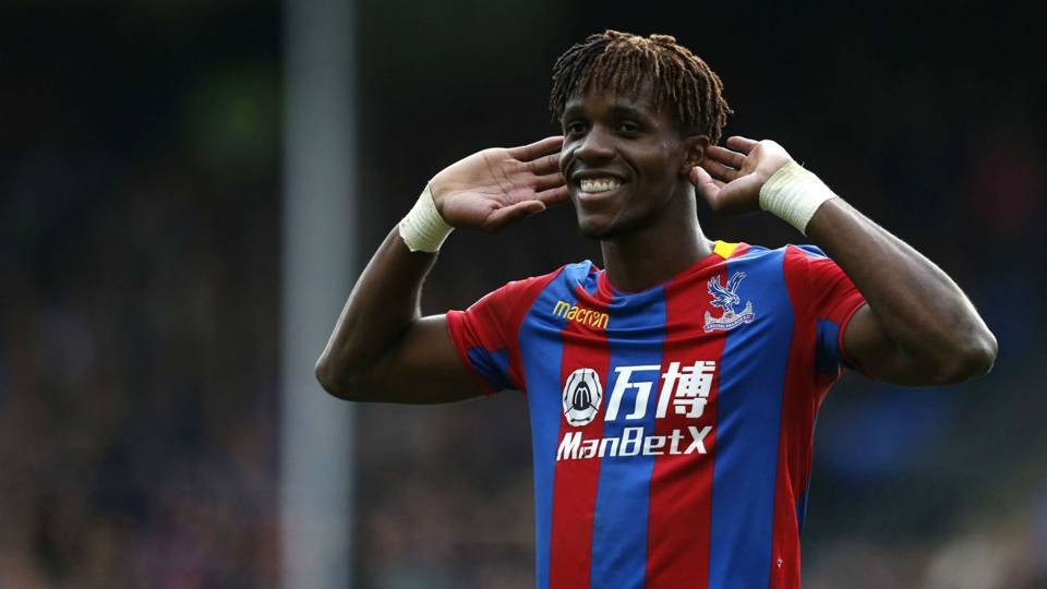 Wilfried Zaha tells Crystal Palace he wants to leave after Arsenal’s failed transfer bid - Bóng Đá