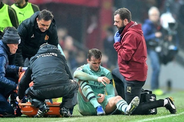 Arsenal's Rob Holding reveals apology from Marcus Rashford following cruciate ligament injury - Bóng Đá