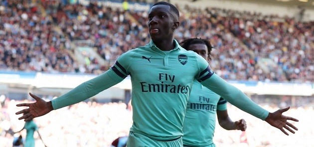 Leeds eye Arsenal star Eddie Nketiah to replace Roofe, but could Ryan Kent still join too? - Bóng Đá