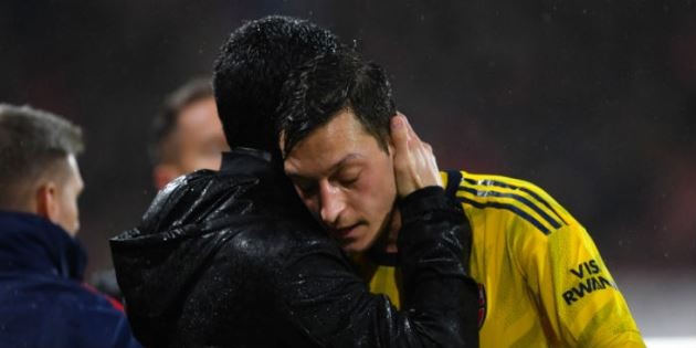 Arteta: Ozil wasn't ready to play - Bóng Đá