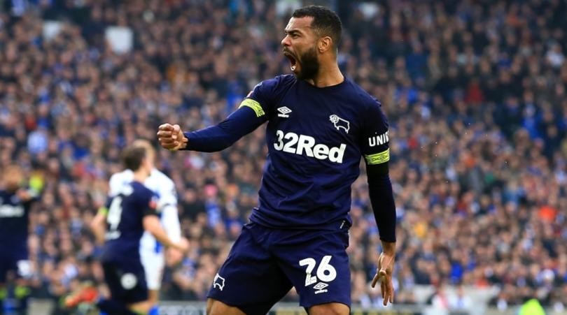 Fastest players to reach 200 PL wins - Bóng Đá