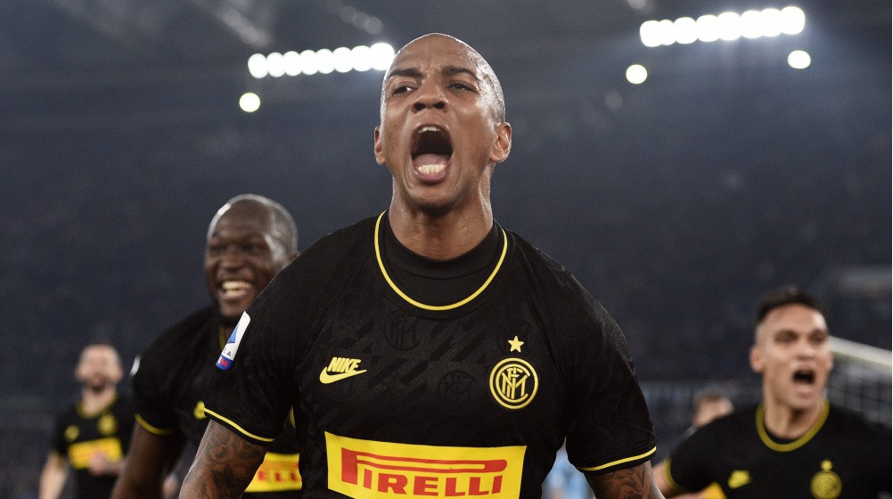 Top 10 cựu sao Man Utd có số lần ra sân khủng nhất - Bóng Đá