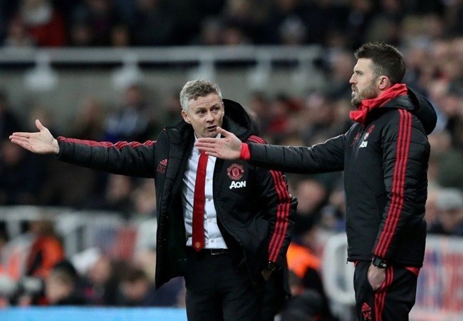 Bộ sậu 'trong mơ' gồm toàn những huyền thoại của Man Utd sẽ thế nào? - Bóng Đá