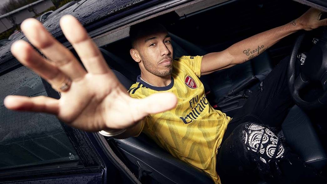 Ảnh Arsenal ra mắt áo đấu mới - Bóng Đá