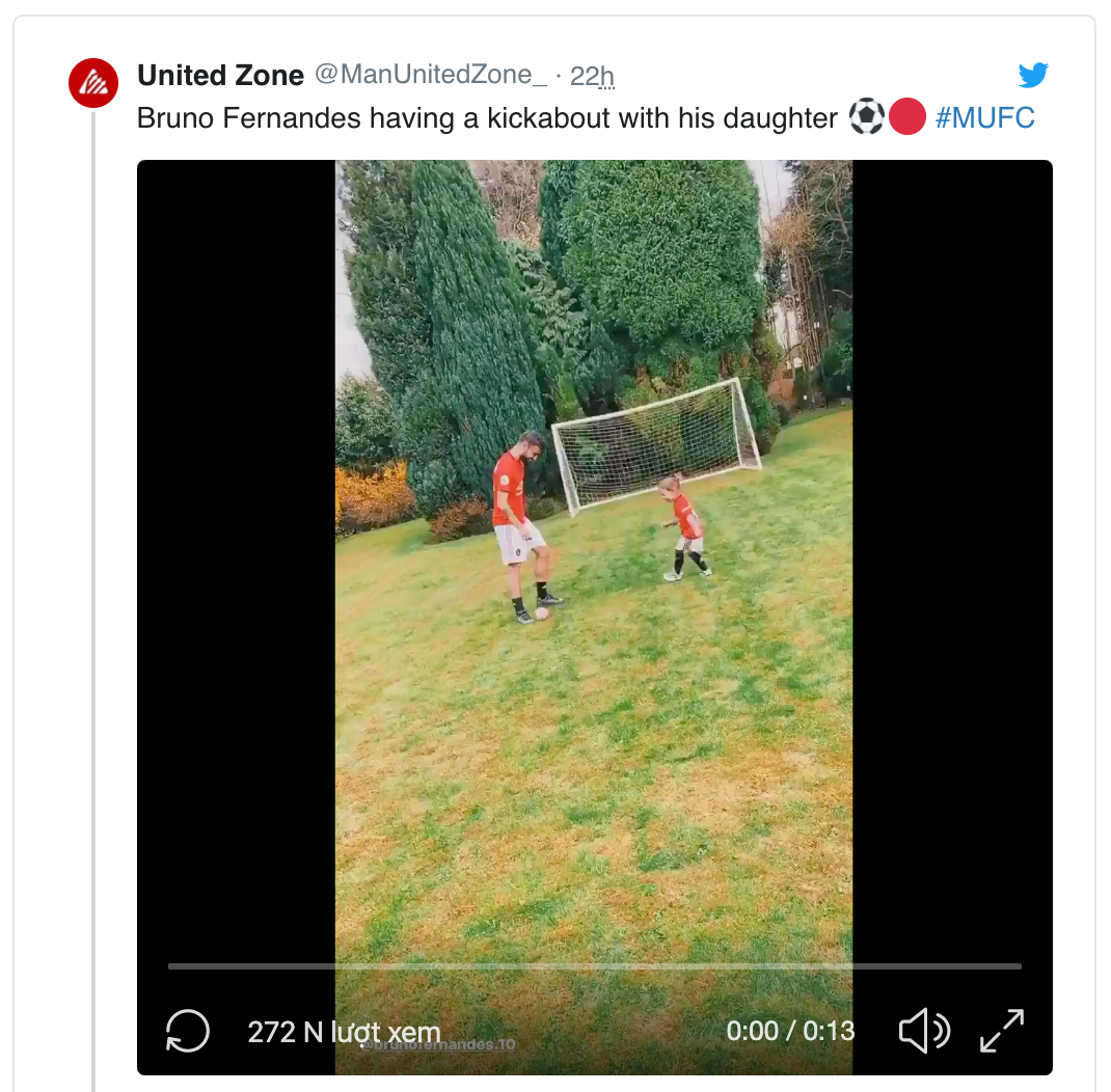 Manchester United: Red Devils fans absolutely loved Bruno Fernandes’ garden kickabout - Bóng Đá
