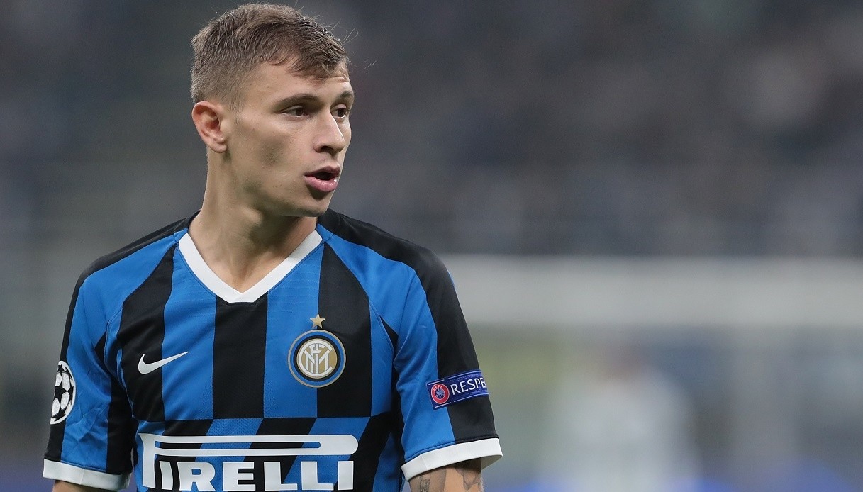 Arsenal told to forget Barella - Bóng Đá