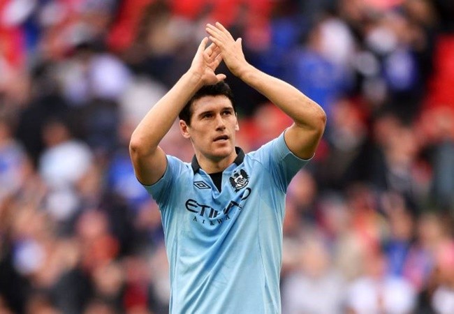 10 'cây trường sinh' tại EPL: Quá sốc với số 1; Số 6 vẫn còn thi đấu - Bóng Đá