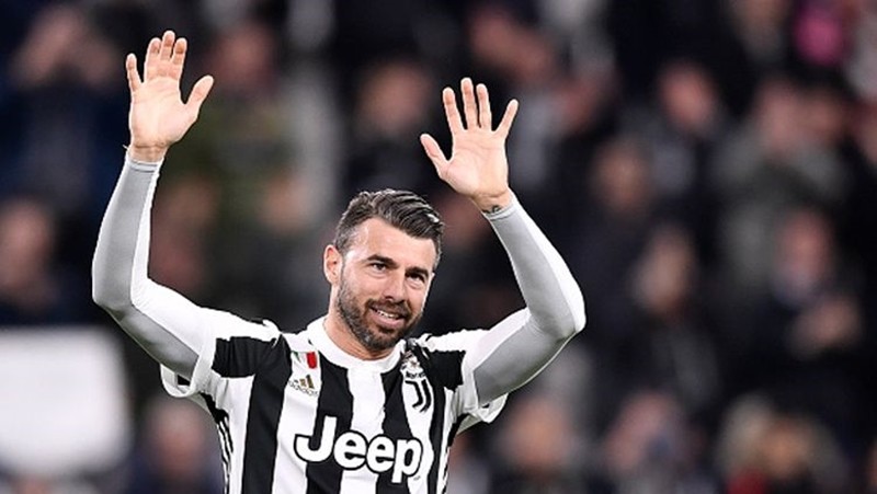 Top 5 sao Serie A đã giải nghệ sau mùa giải 2018 - 2019: Những đứa con thành Rome - Bóng Đá