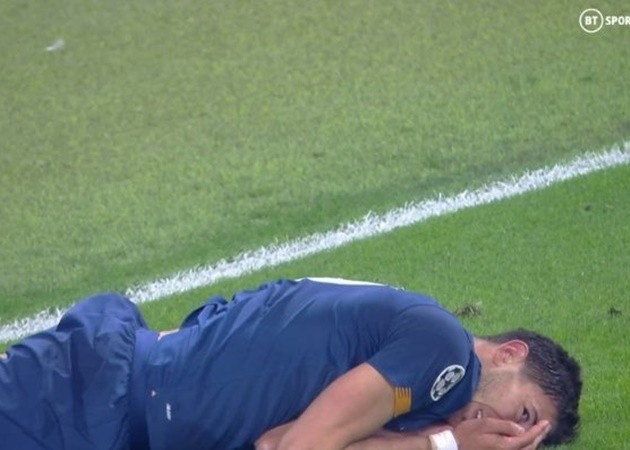 Marko Grujic goes full Sergio Busquets - Bóng Đá