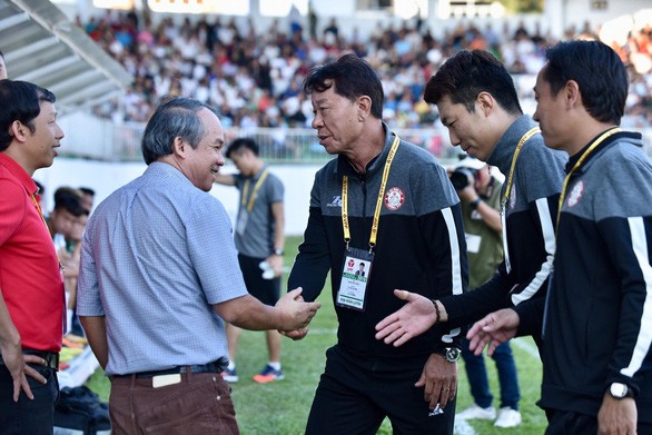 Điểm tin bóng đá Việt Nam sáng 11/08: Cựu HAGL bắt đầu tin vào lời 