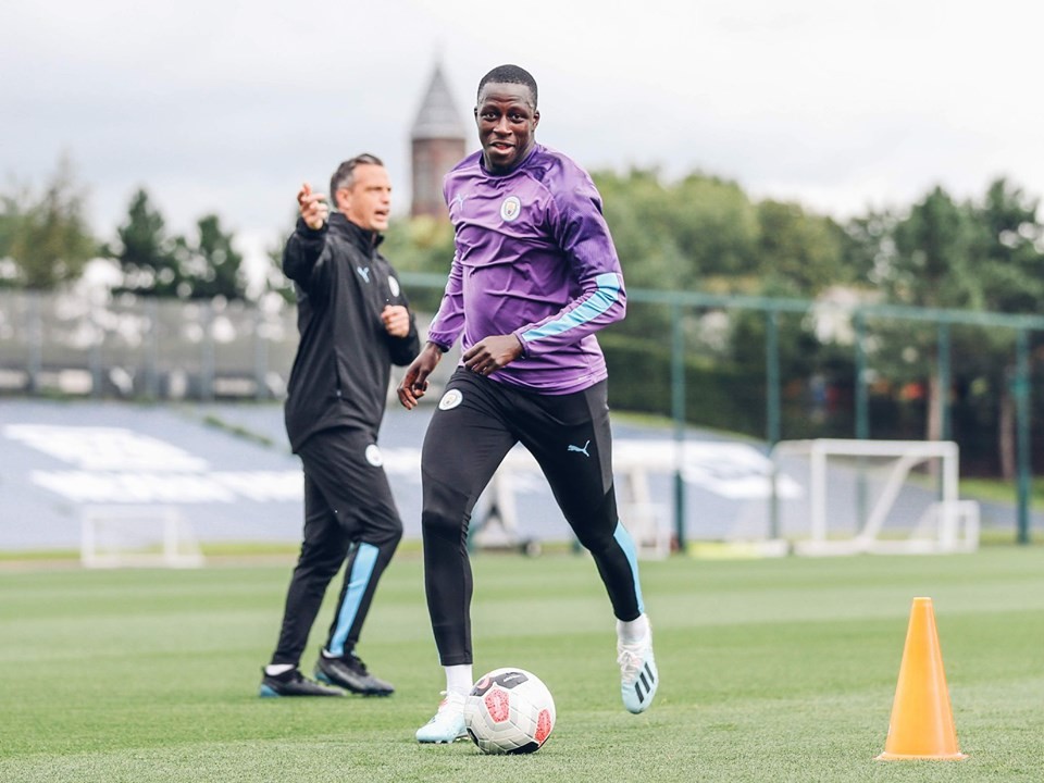 Man City tập - Bóng Đá