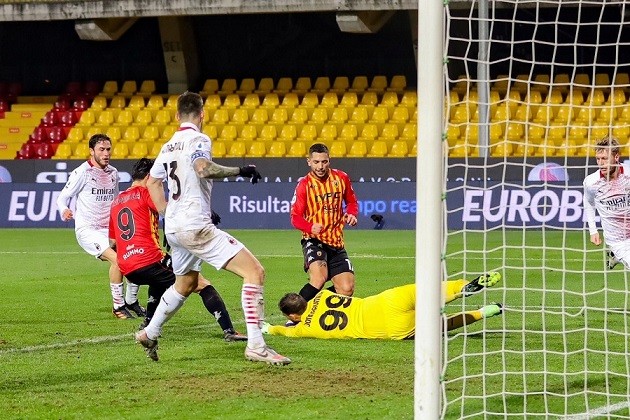DONNARUMMA MVP OF BENEVENTO V AC MILAN - Bóng Đá