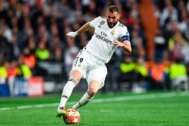The most divisive players in football - Bóng Đá