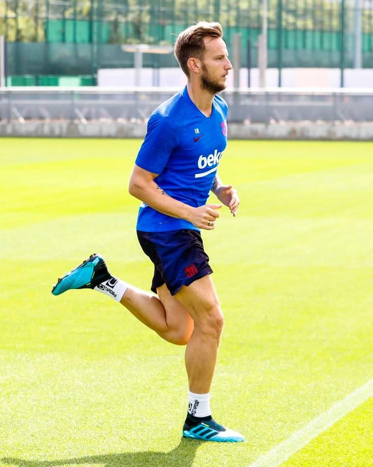 Barca tập - Bóng Đá