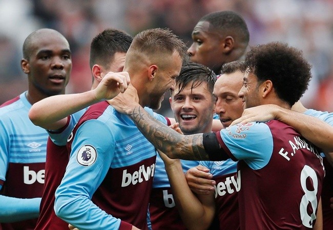 10 thống kê đáng chú ý vòng 7 Premier League: 'Hiểm họa' chờ Liverpool - Bóng Đá