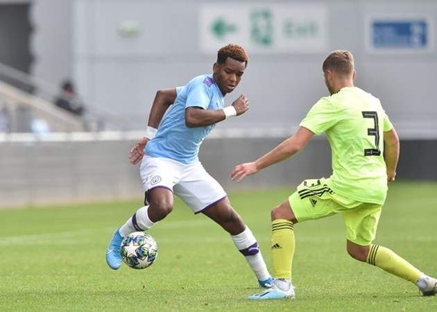 Từ 'tiểu Carrick' đến Kubo: 10 'viên ngọc quý' đang chờ ngày bùng nổ - Bóng Đá