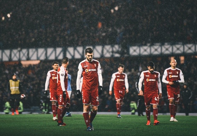 Rangers ngược dòng chỉ sau 15 phút, Steven Gerrard như 'phát điên'  - Bóng Đá