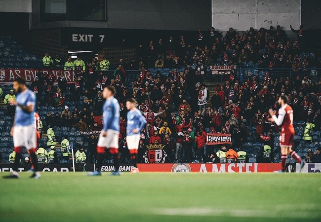 Rangers ngược dòng chỉ sau 15 phút, Steven Gerrard như 'phát điên'  - Bóng Đá