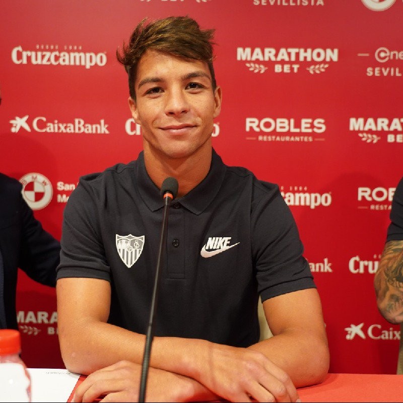 CHÍNH THỨC! Sevilla chiêu mộ Torres - Bóng Đá