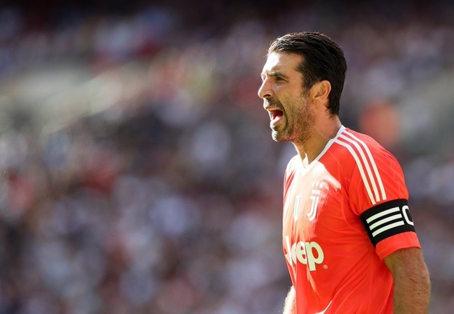 Gianluigi Buffon will sign a one-year contract at Juventus, where he will earn around €1.5m per year  - Bóng Đá