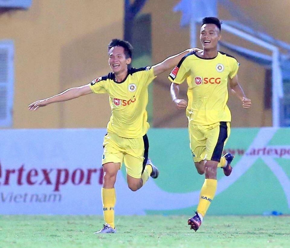 Hà Nội vs Hồng Lĩnh Hà Tĩnh: Cuộc chạm trán của những người nhà - Bóng Đá