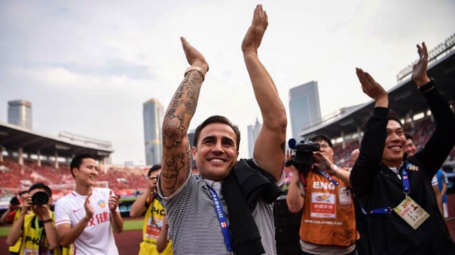 Fabio Cannavaro donates 30,000 masks to hospital in Naples - Bóng Đá